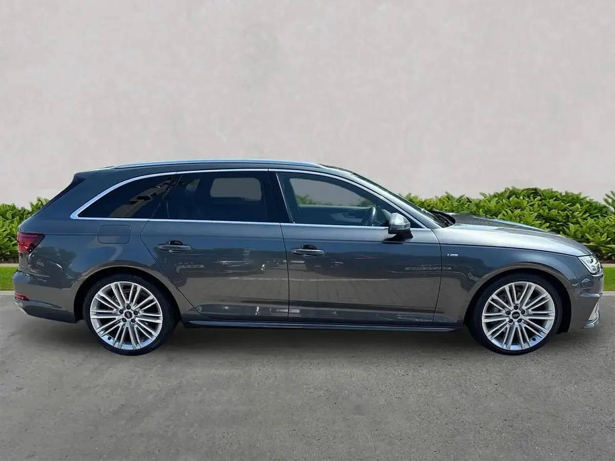 Used Audi A4 S-Line 190 HP (139 kW) 2019 Grey Estate