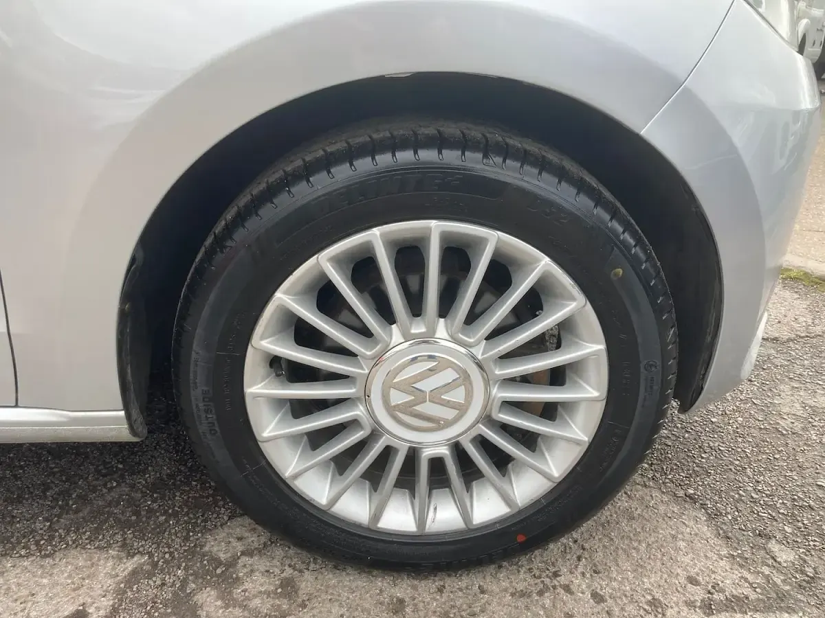 Used VW up! high up! 75 HP (55 kW) 2012 Silver Hatchback