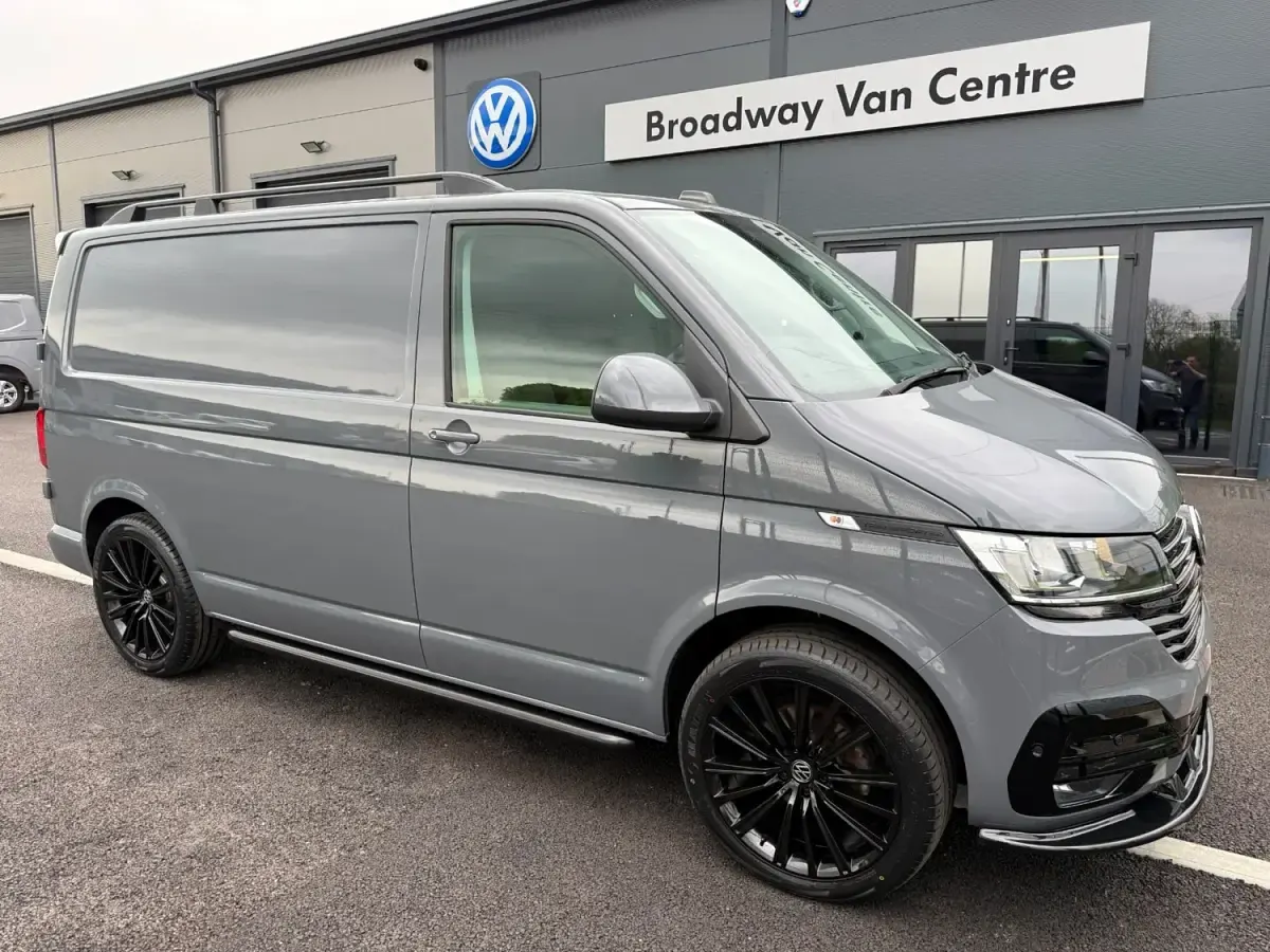 Second-hand VW Transporter Highline 2022 Gri Van