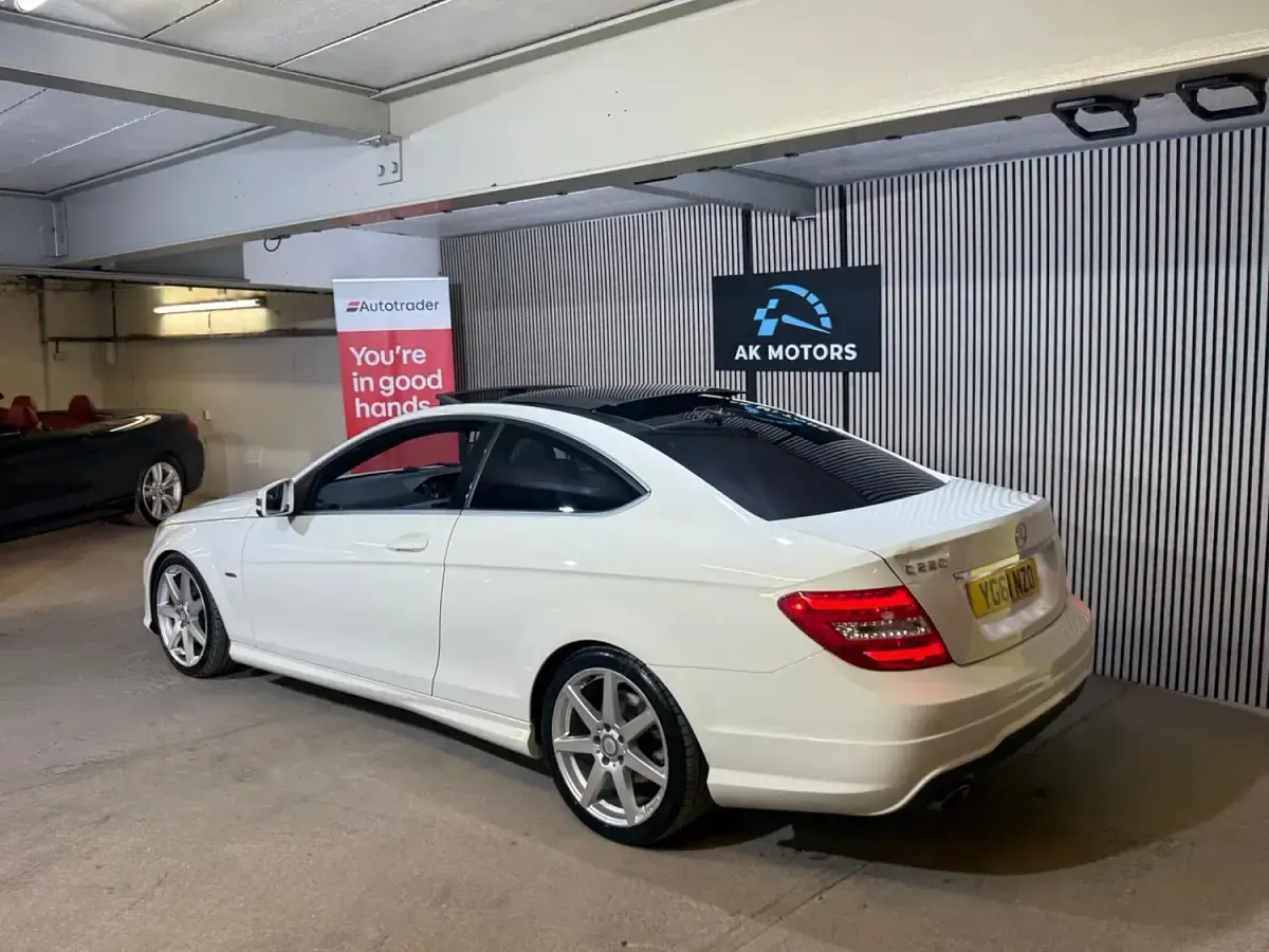 Used Mercedes C220 AMG 2011 White Coupe