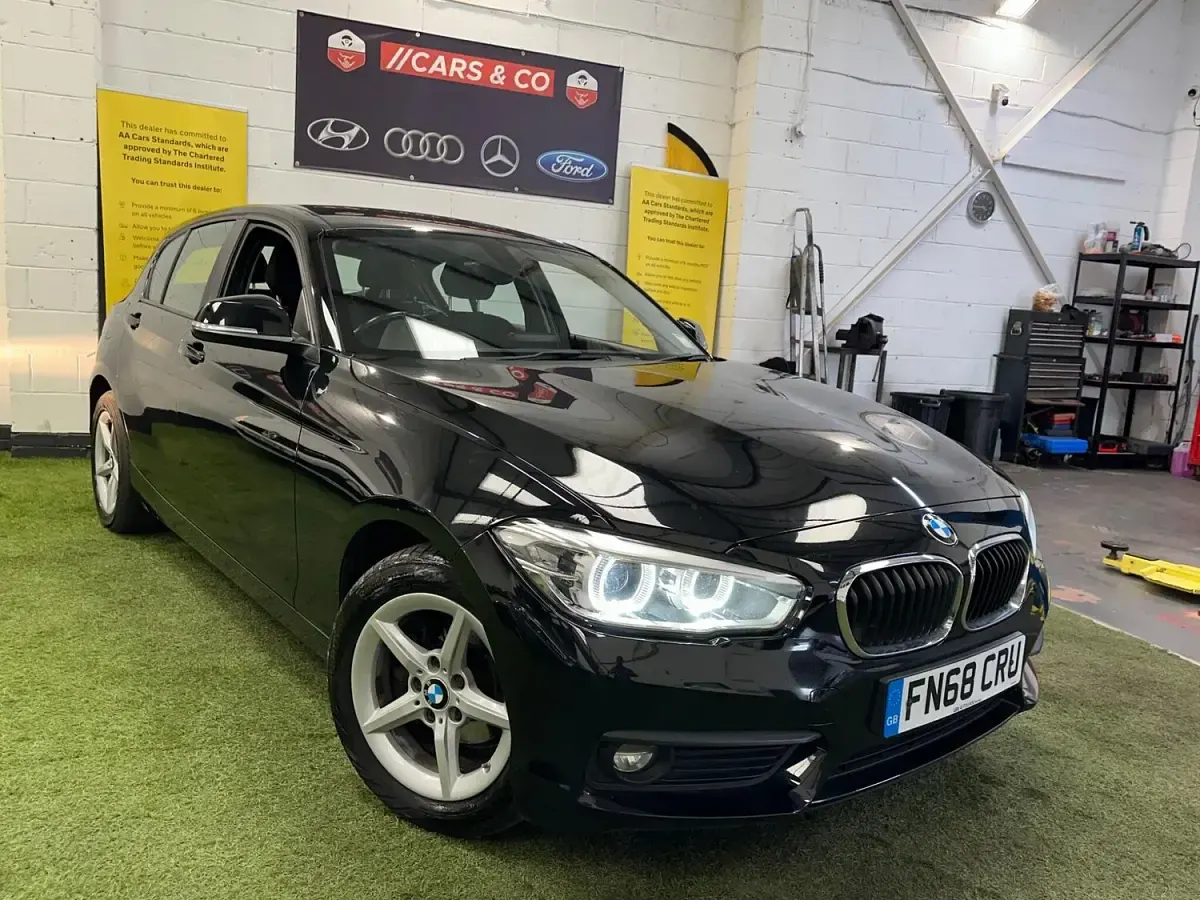 Used BMW 116 Comfort Edition 2018 Black Hatchback