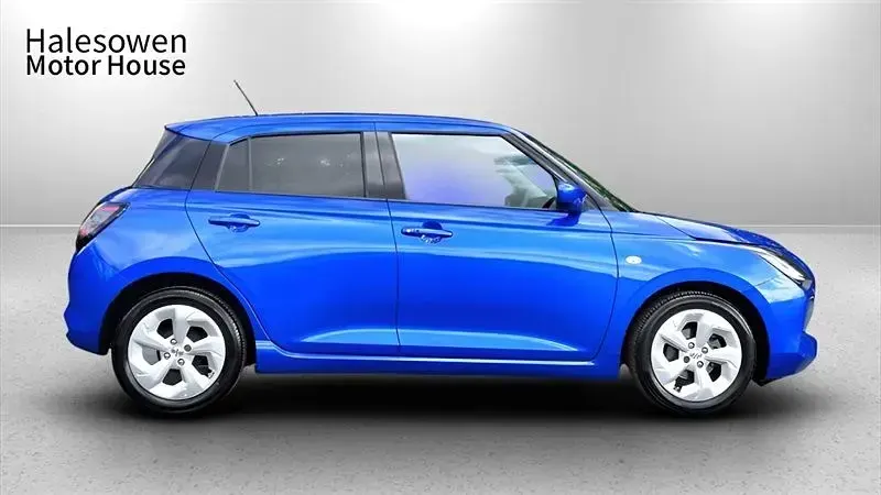 Used Suzuki Swift 82 HP (60 kW) 2024 Blue Hatchback