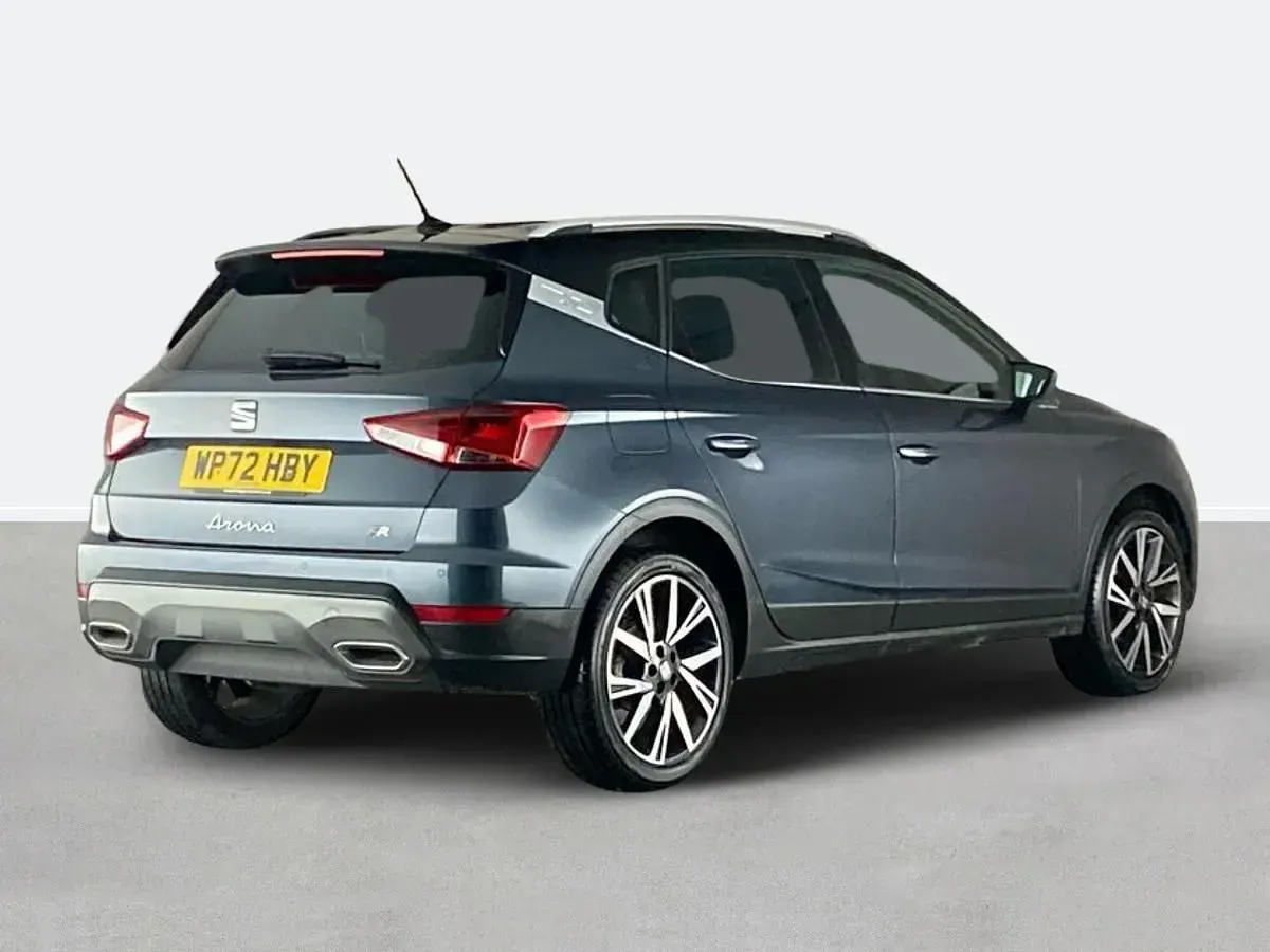 Used Seat Arona FR 110 HP (80 kW) 2023 Grey SUV