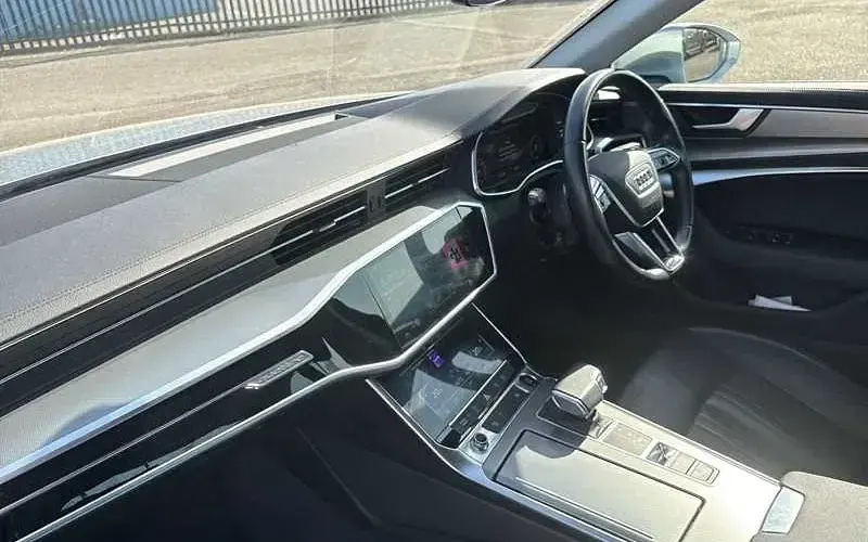 Used Audi A6 Sport 204 HP (150 kW) 2022 Silver Estate