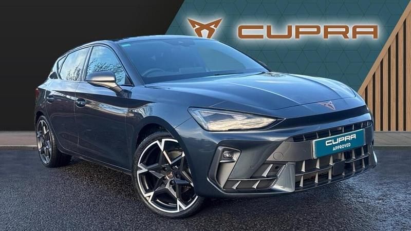 Used 2025 Cupra Leon Hatchback | £27,543 (Expensive) - Image 1/3