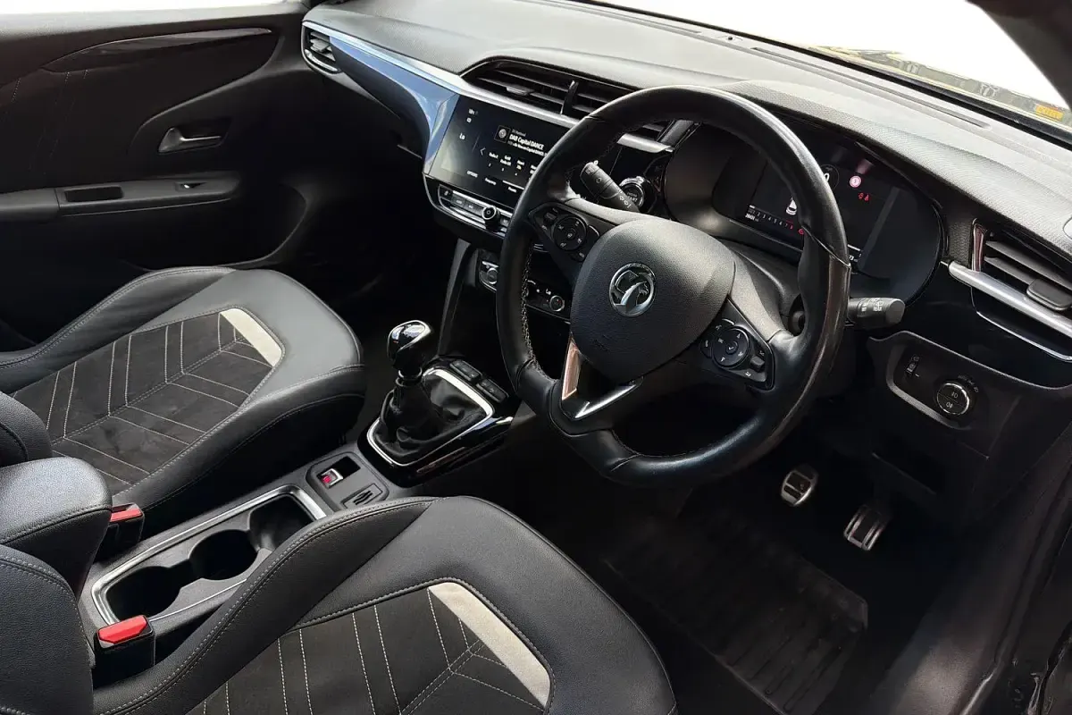 Used Vauxhall Corsa Ultimate 100 HP (73 kW) 2023 Black Hatchback