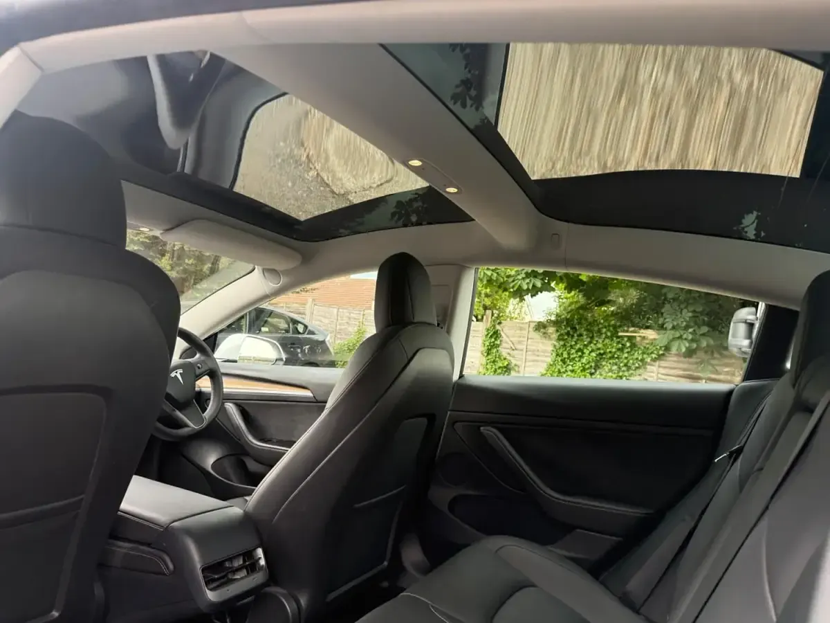 Used Tesla Model 3 Standard Range 366 kW (498 HP) 2021 White Sedan