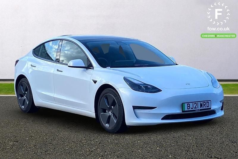 White Used 2021 Tesla Model 3 Long Range AWD Sedan | £17,399 (Fair price) - Image 1/3