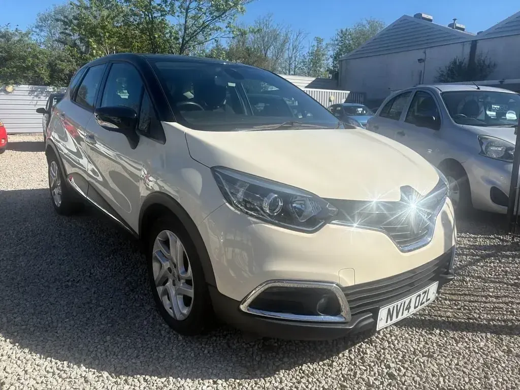 Second-hand Renault Captur Dynamique 90 CP (66 kW) 2014 Alb SUV