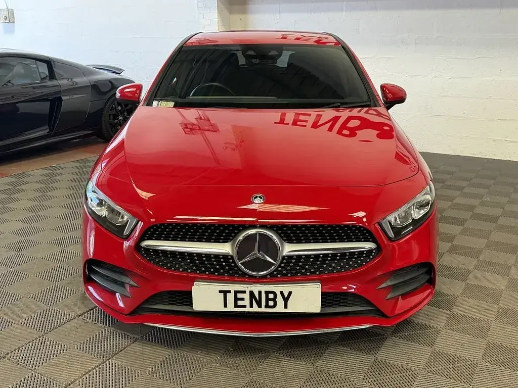 Used Mercedes A200 AMG Line Premium 163 HP (119 kW) 2019 Red Hatchback