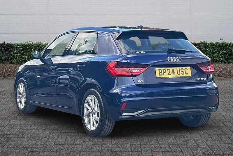 Usado Audi A1 Sport 113 HP (83 kW) 2024 Azul SUV