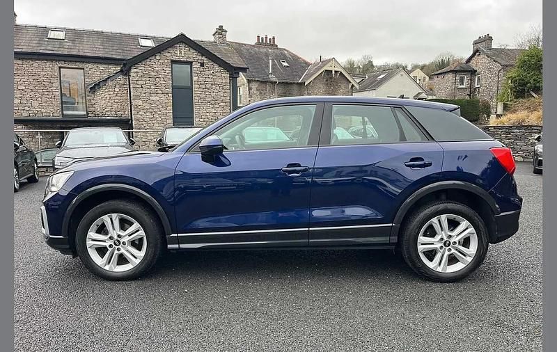 Used Audi Q2 Sport 147 HP (108 kW) 2021 Blue SUV