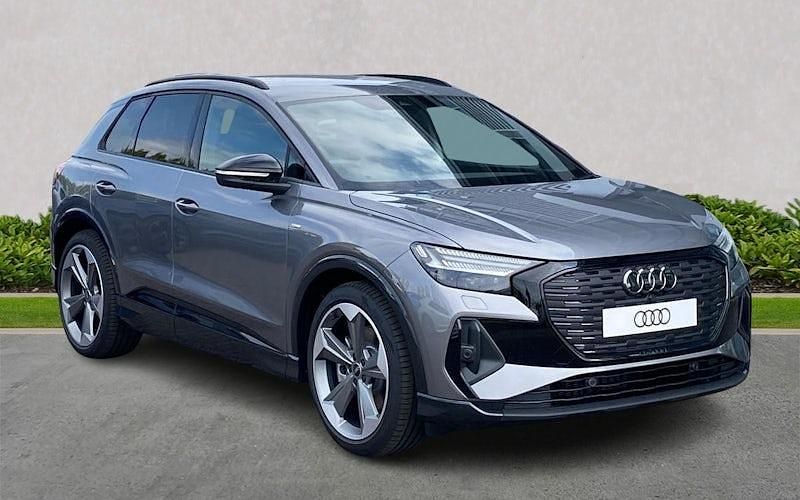 New 2026 Audi Q4 e-tron Black Edition SUV | £53,499 (Fair price) - Image 1/4