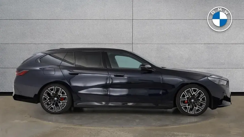 Used BMW 530e M Sport 295 HP (216 kW) 2026 Black Estate