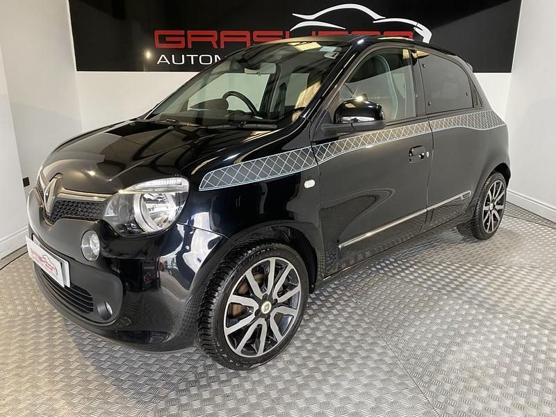 Used Renault Twingo Iconic 90 HP (66 kW) 2018 Black Hatchback