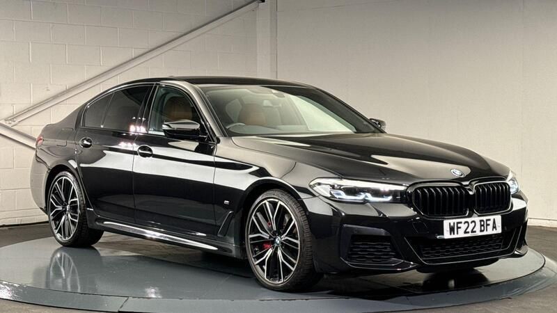 Black Used 2022 BMW 520 M Sport | £29,500 (Fair price) - Image 1/4