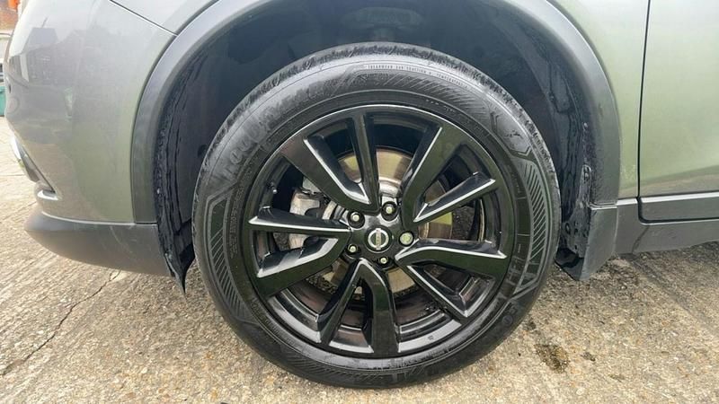 Used Nissan X-Trail N-TEC 130 HP (95 kW) 2016 Grey SUV