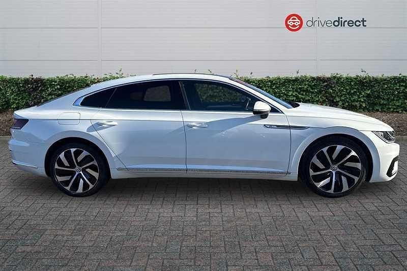 Used VW Arteon R-line 150 HP (110 kW) 2018 White Hatchback