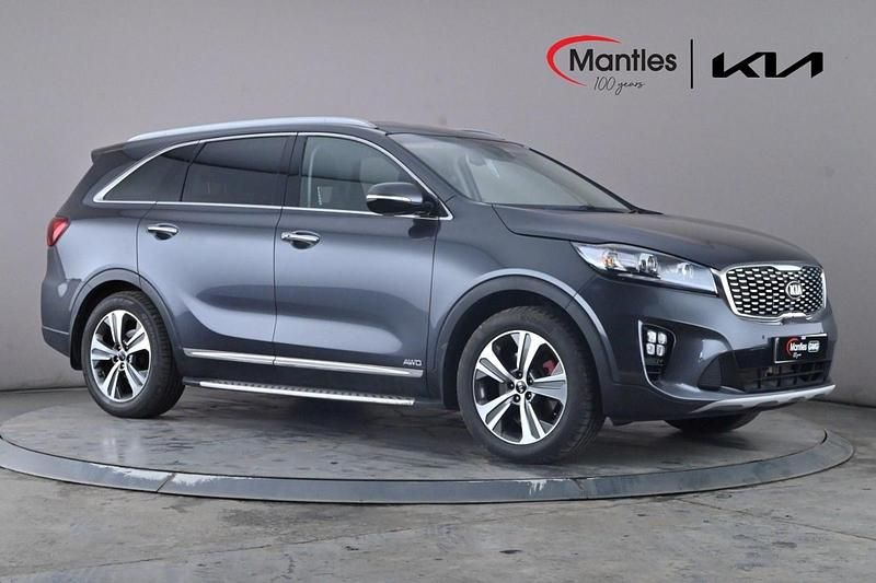 Grey Used 2018 Kia Sorento GT-Line SUV | £22,450 (A bit pricey) - Image 1/4
