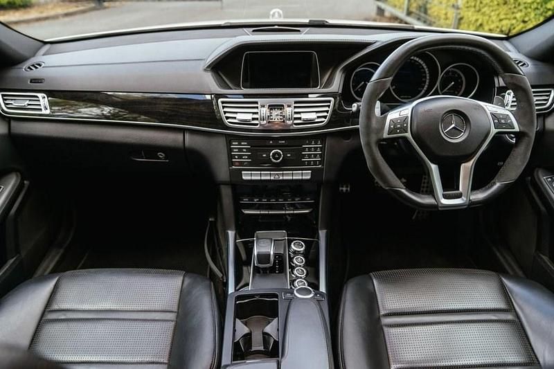 Used Mercedes E63 AMG 557 HP (409 kW) 2016 White Sedan