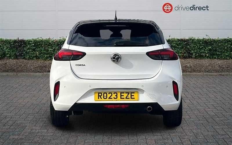 Used Vauxhall Corsa S 101 HP (74 kW) 2023 White Hatchback