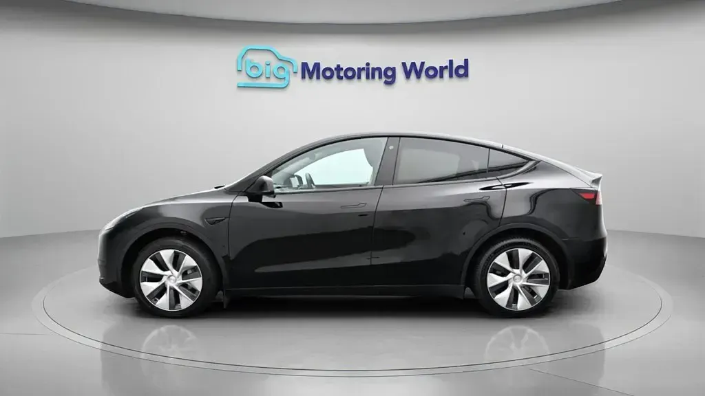 Używany Tesla Model Y RWD 254 kW (346 KM) 2023 SUV