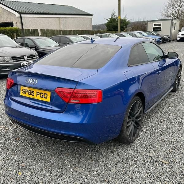Used Audi A5 Black Edition 190 HP (139 kW) 2015 Blue Coupe