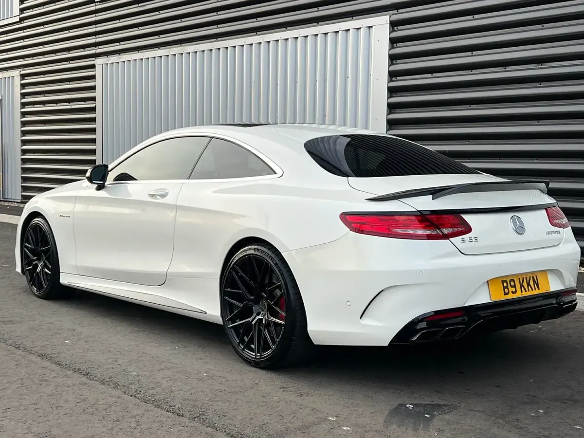 Used Mercedes S63 AMG AMG 585 HP (430 kW) 2015 White Coupe