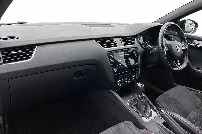 Used Skoda Octavia vRS 241 HP (177 kW) 2019 Corrida red Hatchback
