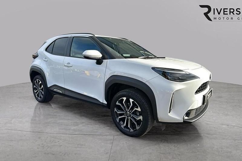 Used Toyota Yaris Hybrid Design 116 HP (85 kW) 2023 SUV