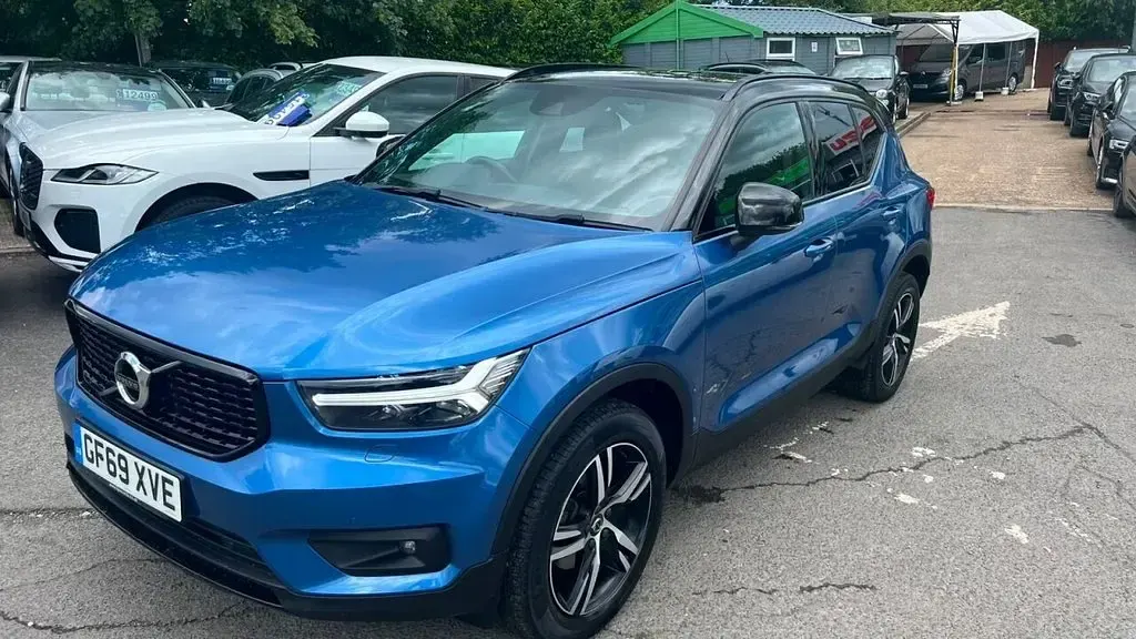 Used Volvo XC40 R-Design 150 HP (110 kW) 2020 Blue SUV