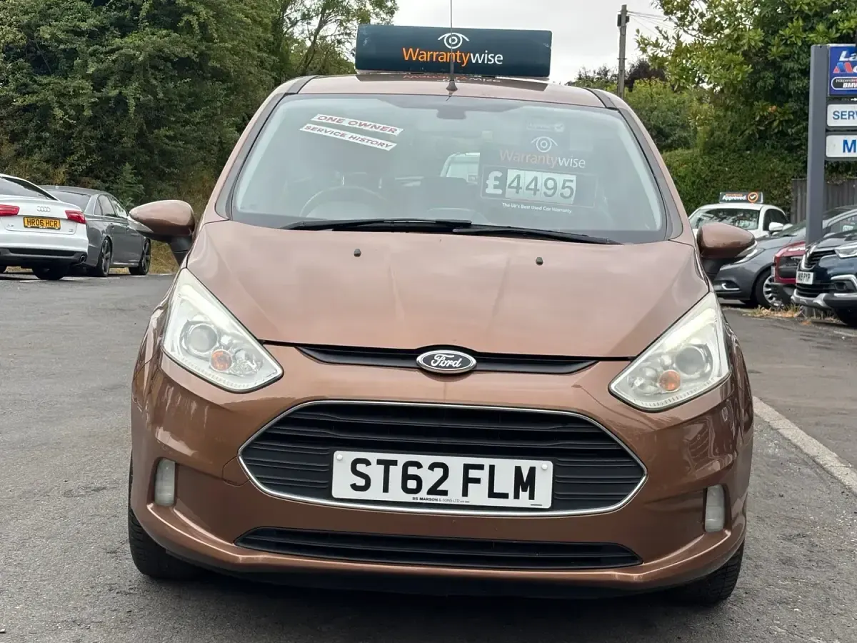 Used Ford B-MAX Zetec 90 HP (66 kW) 2012 Gold MPV