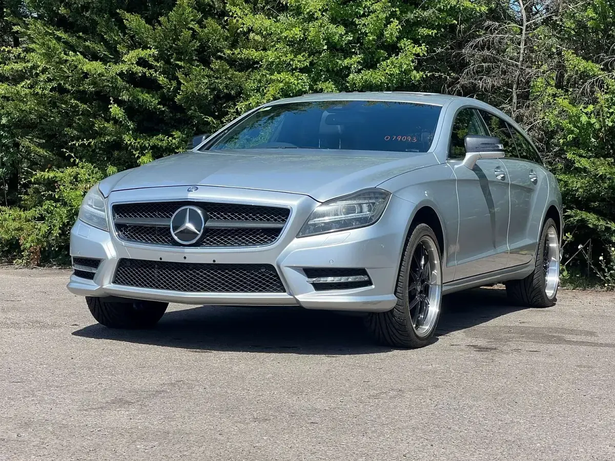 Used Mercedes CLS350 Shooting Brake AMG 2013 Silver Estate