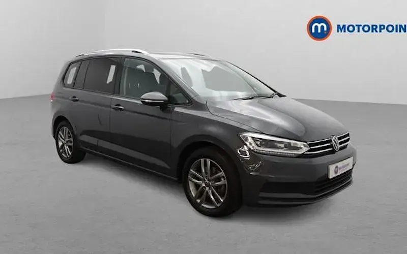 Used VW Touran Match 150 HP (110 kW) 2025 MPV