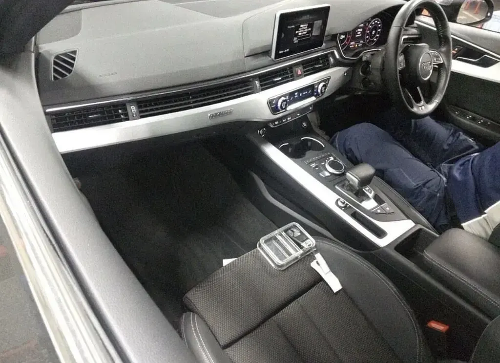 Used Audi A4 S-Line 252 HP (185 kW) 2016 Grey Sedan