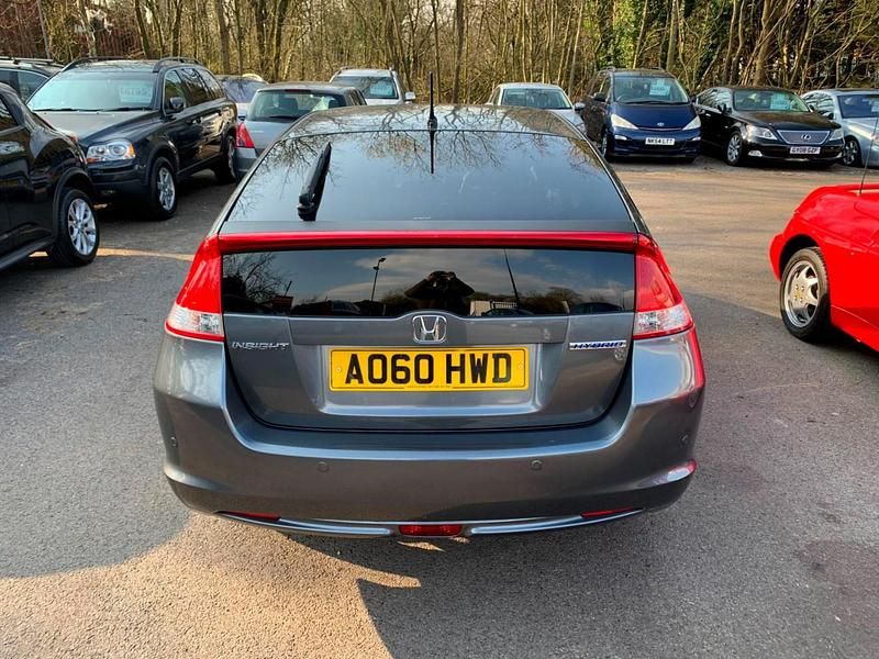 Used Honda Insight Hybrid 98 HP (72 kW) 2010 Silver Hatchback
