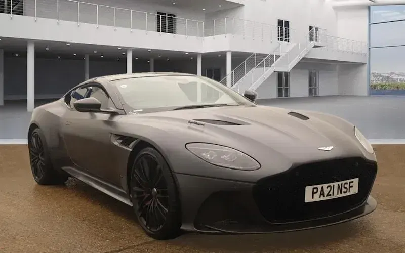 Used Aston Martin DBS 725 HP (533 kW) 2019 Coupe