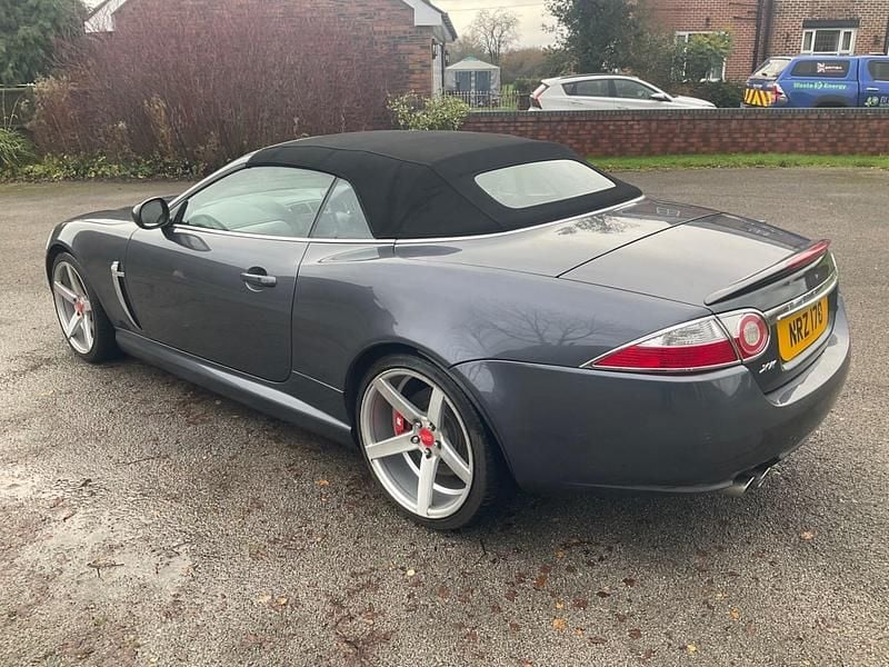 Używany Jaguar XKR Supercharged 2006 Szary Kabriolet