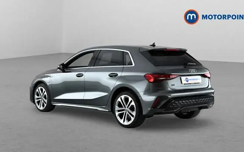 Used Audi A3 Sportback e-tron S-Line 204 HP (150 kW) 2025 Hatchback