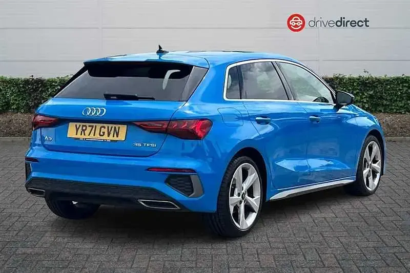 Used Audi A3 Sportback S-Line 150 HP (110 kW) 2021 Blue Hatchback