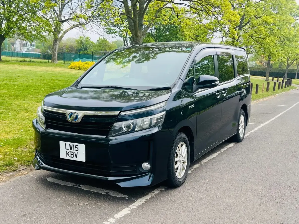 Used Toyota Noah 2025 Black MPV