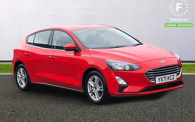 Usado Ford Focus Zetec 125 HP (91 kW) 2021 Vermelho Citadino