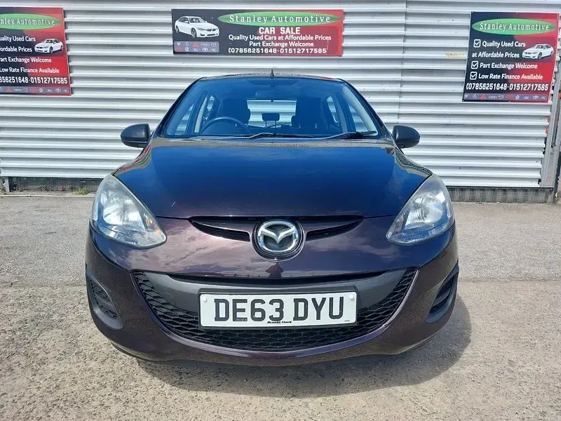 Gebraucht Mazda 2 2013 Braun Kleinwagen