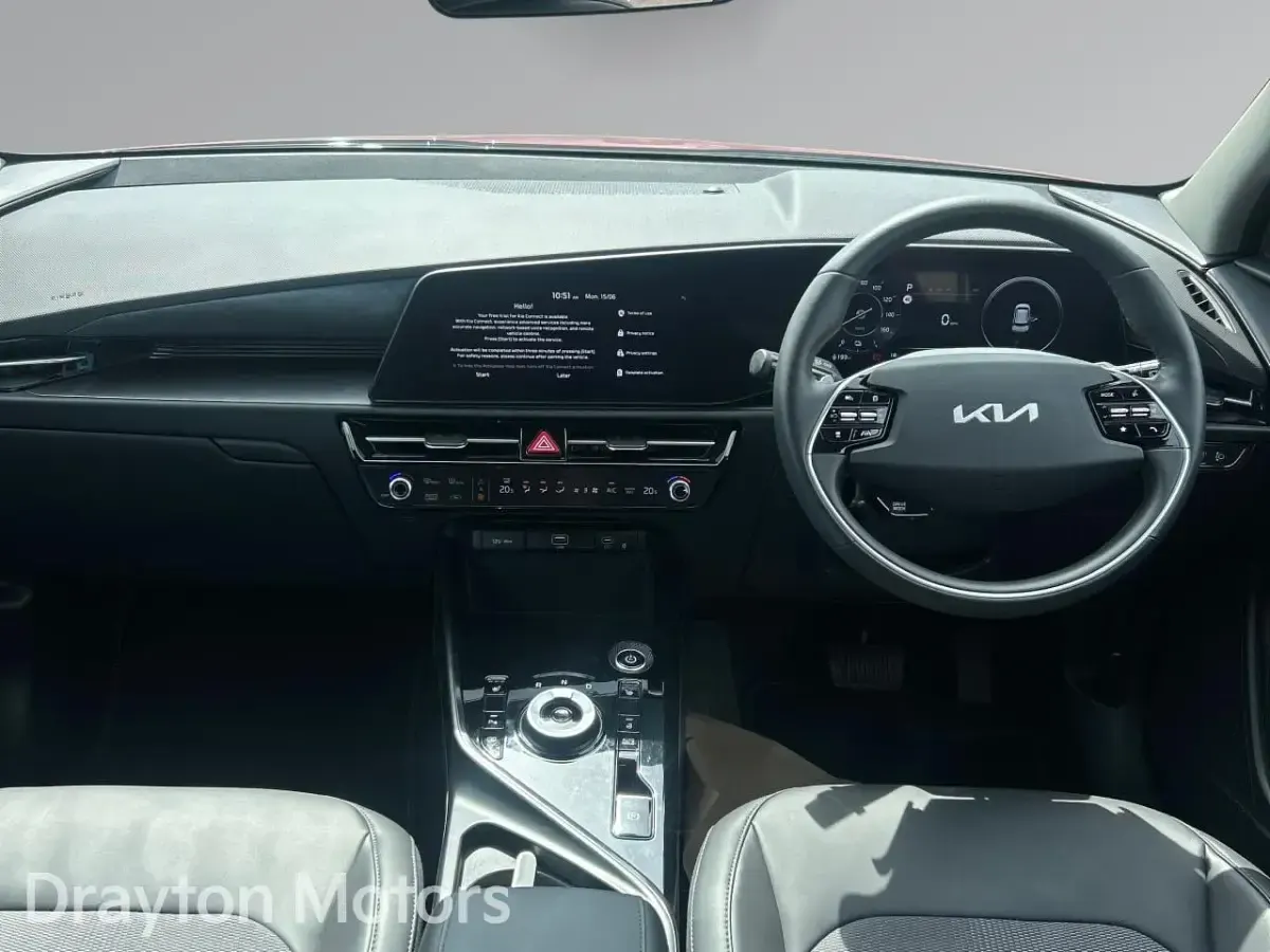 Used Kia e-Niro 147 kW (201 HP) 2025 Red SUV