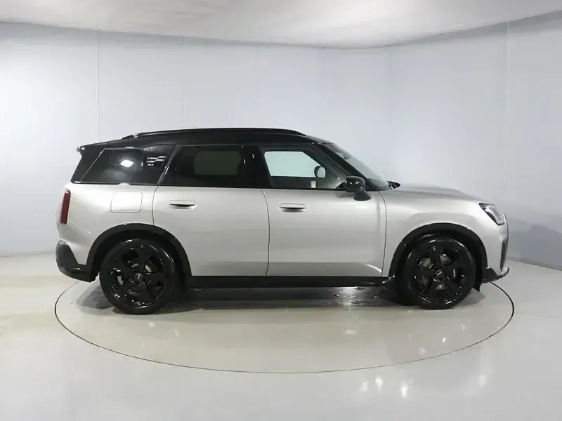 Used Mini Countryman Sport 215 HP (158 kW) 2025 Silver SUV