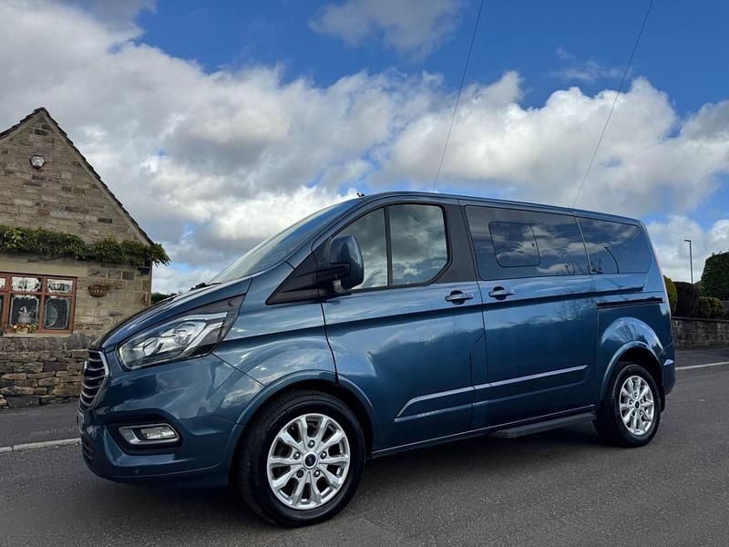 Used Ford Tourneo Titanium 2018 Blue MPV