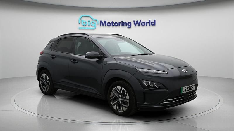 Used 2022 Hyundai Kona Ultimate SUV | £18,617 (Expensive) - Image 1/4