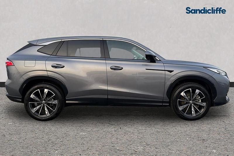 Used MG HS Trophy 224 HP (164 kW) 2024 Metallic  urban grey SUV