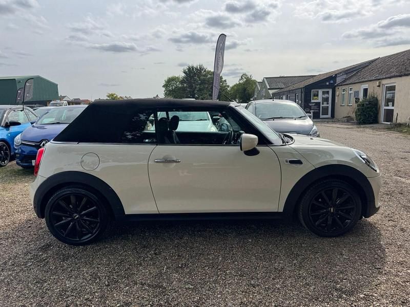 Usado Mini Cooper Cabriolet Classic 134 CV (98 kW) 2020 Blanco Descapotable