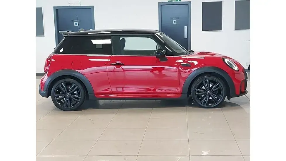 Used Mini Cooper Sport 136 HP (100 kW) 2023 Red Hatchback